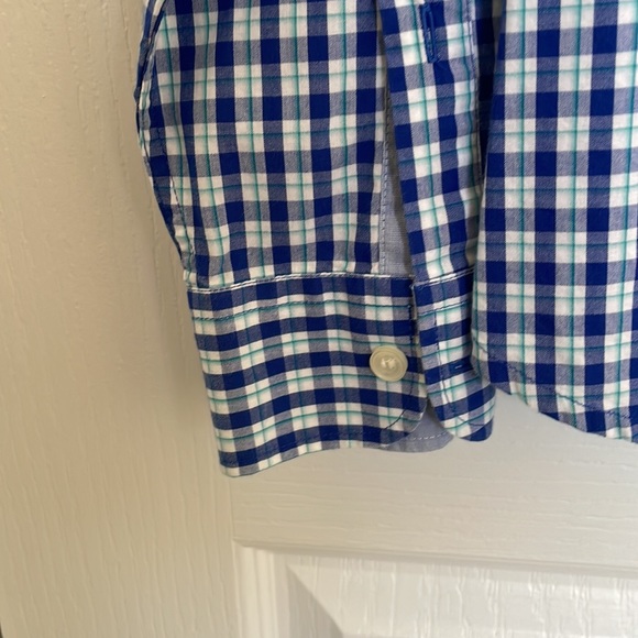 Dockers long sleeve button down shirt 💙 - Picture 3 of 5